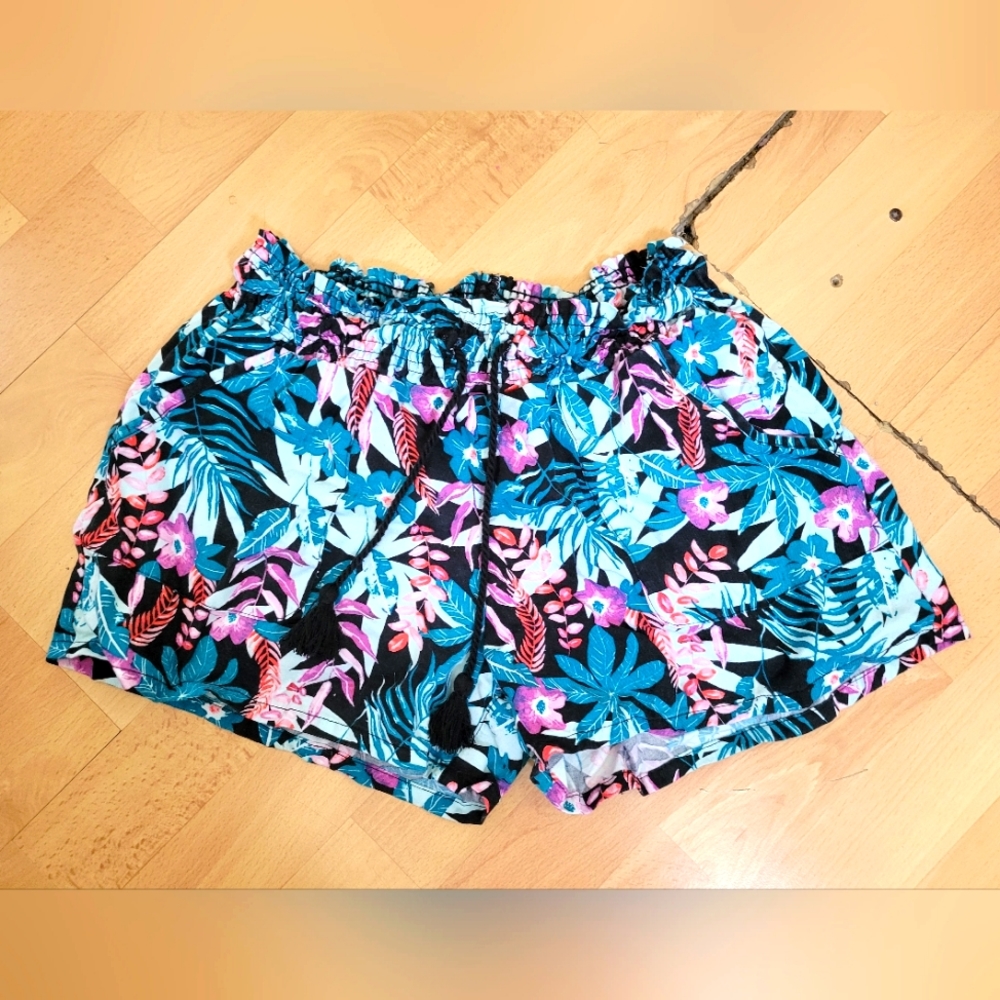 Women's Shorts size small